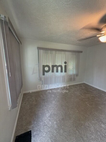 Building Photo - 4301 Crittenden Ave