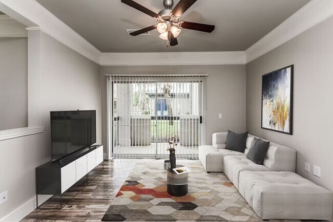 Building Photo - Stylish Living with 1 Month Free Rent!