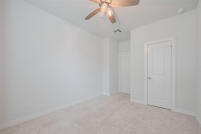 Building Photo - 8010 Whisper Grove Dr