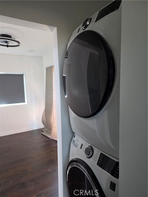 Building Photo - 1009 S Laramie St