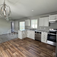 Building Photo - 2 Bed 2 Bath- In the heart of Pendleton!