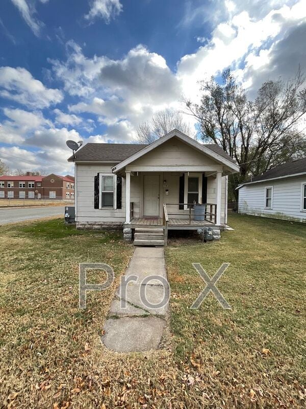 Building Photo - 514 N Tucker St