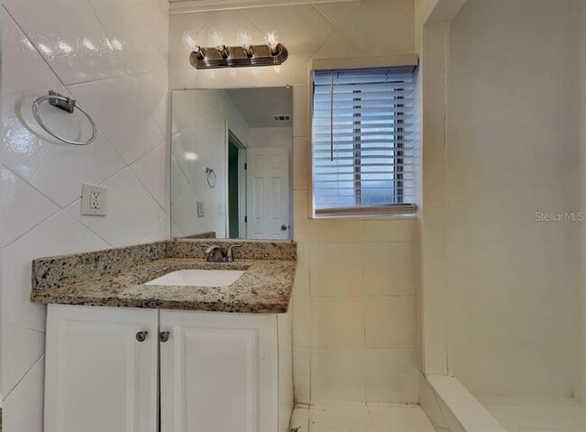 Building Photo - 4389 Signal Hill Rd