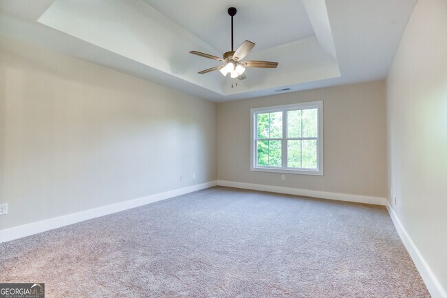 Building Photo - 4085 Fawn Valley Dr