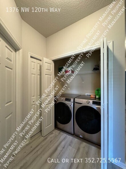 Building Photo - 1376 NW 120th Way