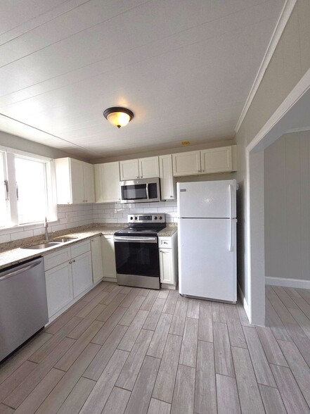 Building Photo - 5 Emanuel St