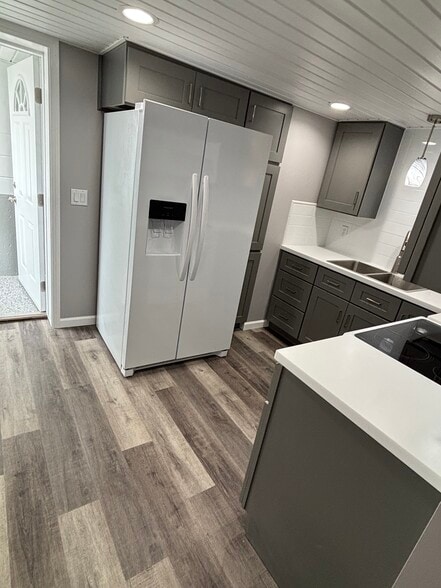 Building Photo - 15 N Wickliffe Cir