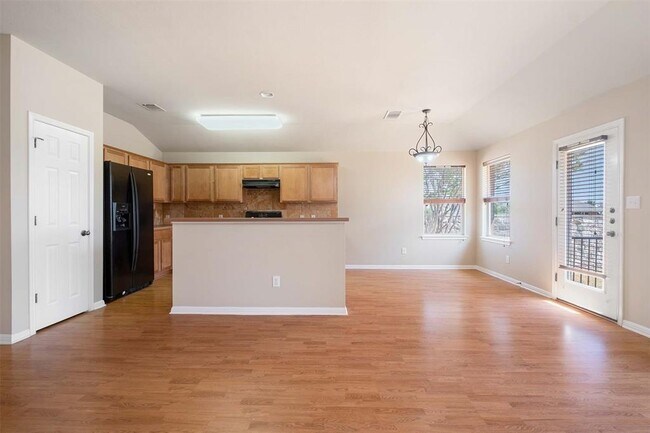 Building Photo - 9400 Morgan Creek Dr