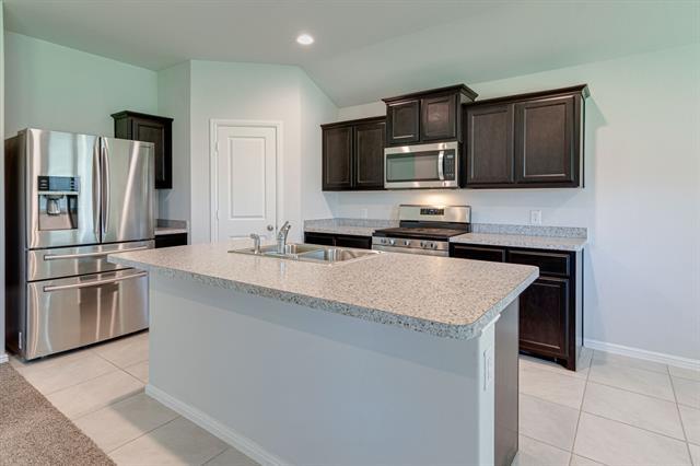 Building Photo - 16413 Milwaukee St