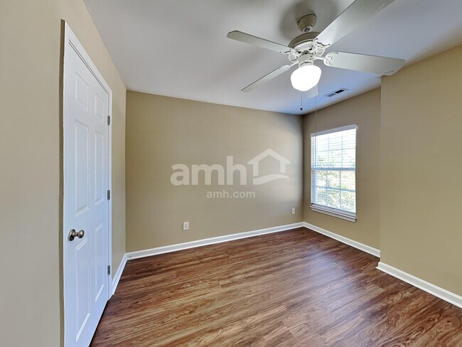 Building Photo - 636 Long Melford Dr