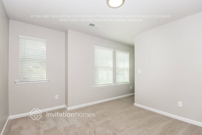 Building Photo - 145 Falls Cove Dr