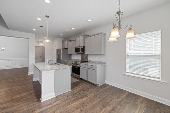 Building Photo - 55 Bushel Basket Dr