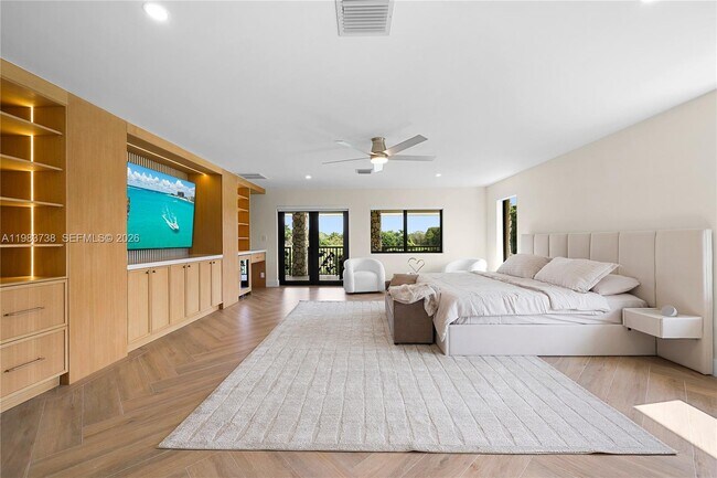 Building Photo - 3320 SW 121st Ave