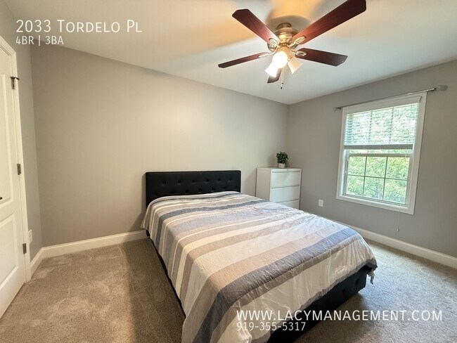 Building Photo - 2033 Tordelo Pl