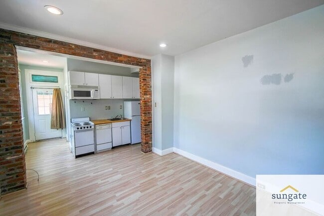Building Photo - 500 S Collington Ave