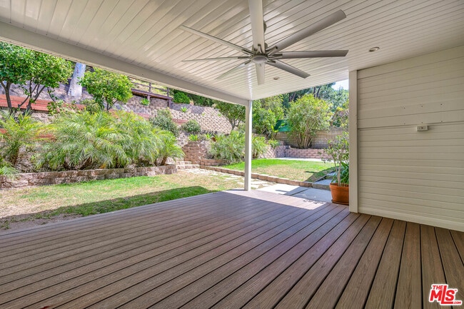 Building Photo - 4076 Tropico Way