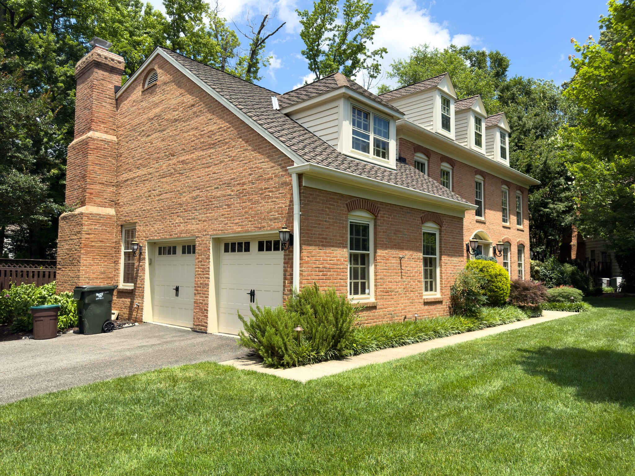 Building Photo - 9101 Peartree Lndg