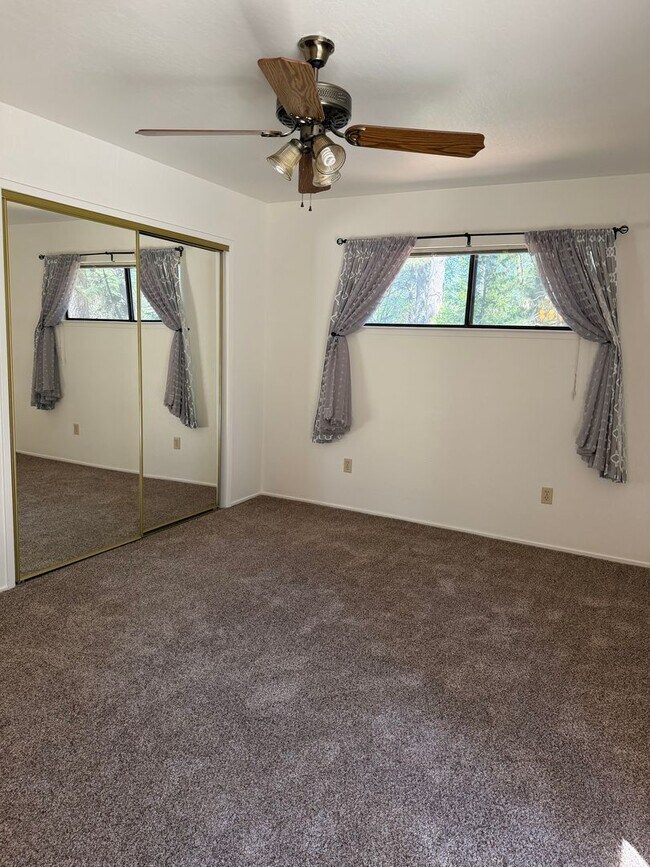 Building Photo - Pioneer Home