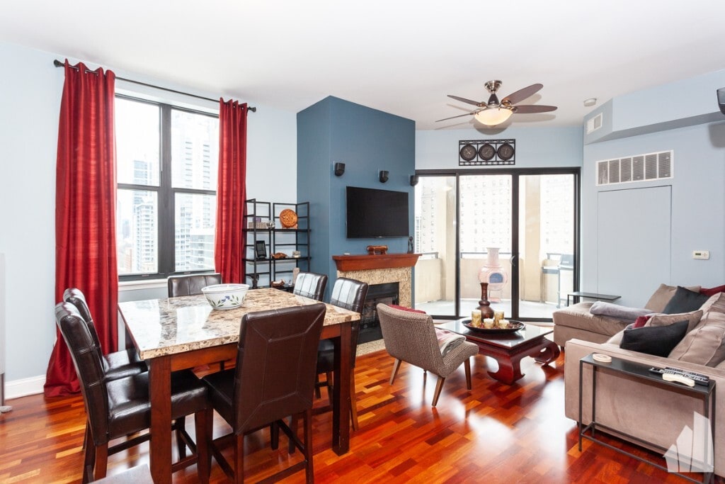 Building Photo - 1464 S Michigan Ave