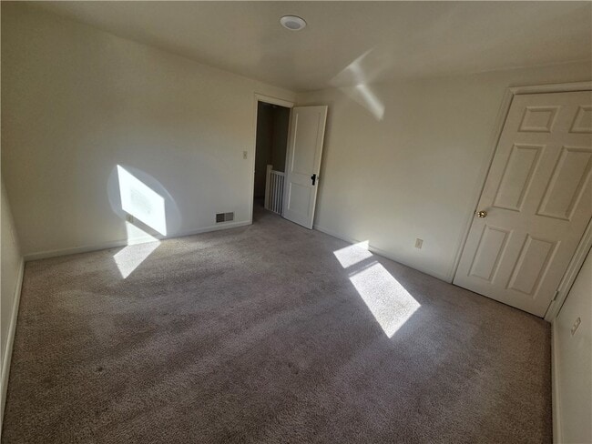 Building Photo - 236 A Allen St