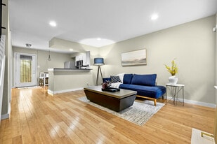 Building Photo - 3601 Menchaca Rd