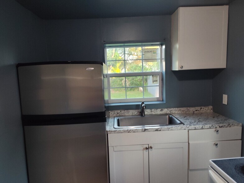 Building Photo - 250 Springfield Ave