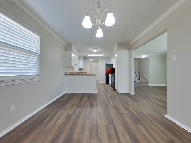 Building Photo - 6128 Silver Leaf Dr