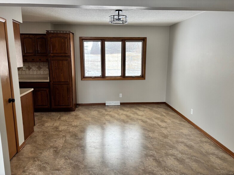 Building Photo - 3816 82nd St