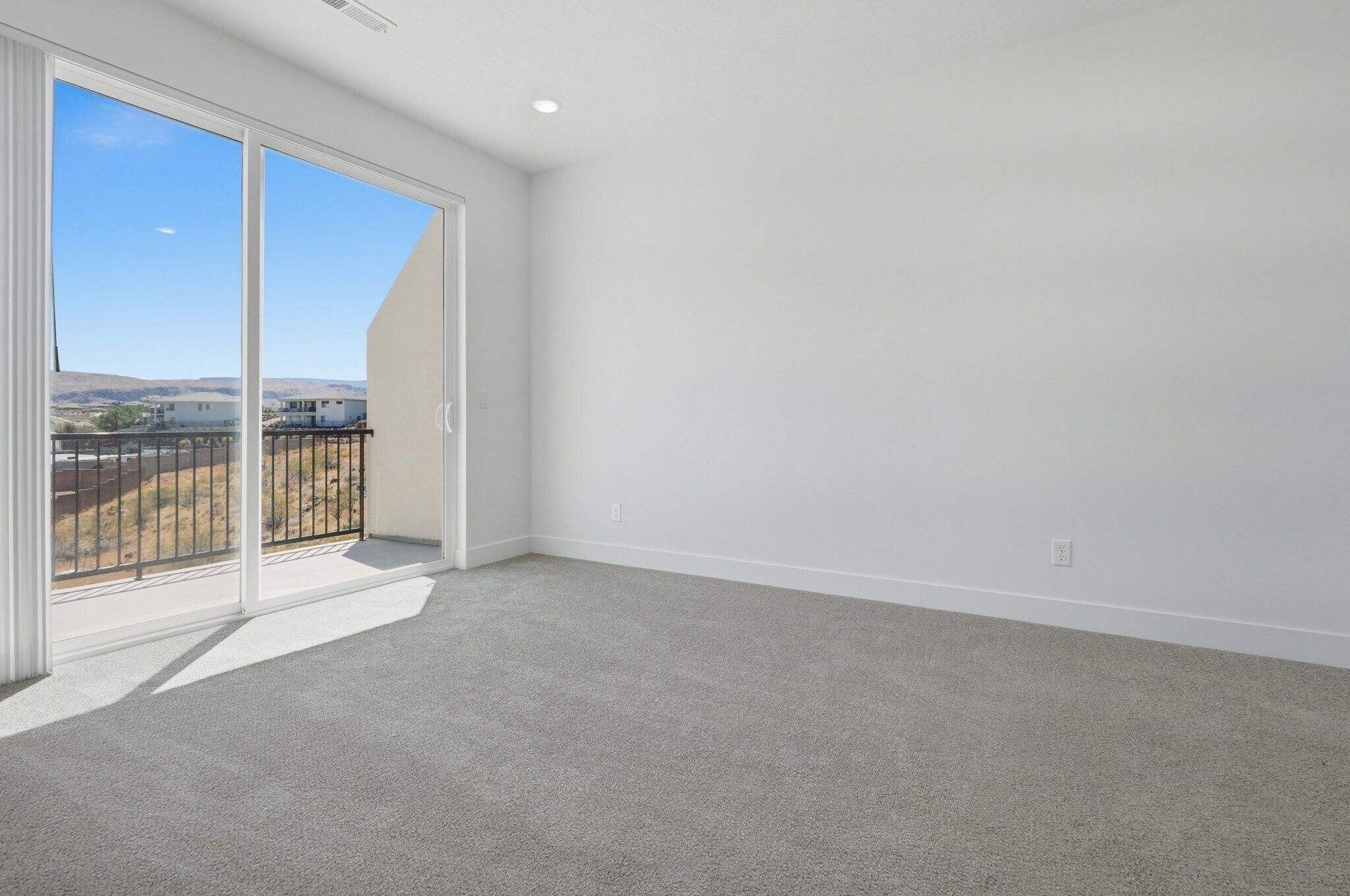 Building Photo - 325 S 1930 W