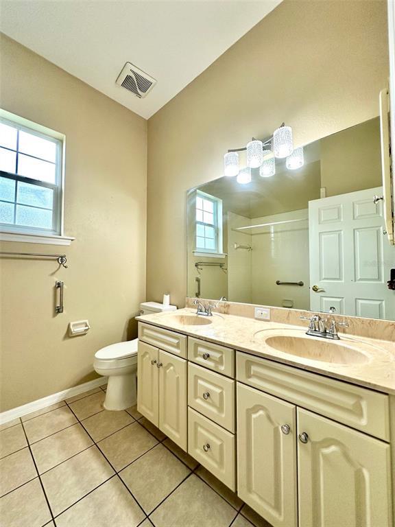 Building Photo - 2630 High Ridge Dr