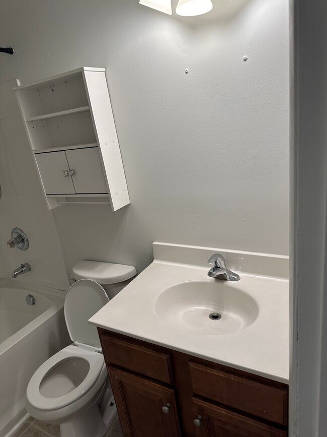 Building Photo - Classic Brick Ranch with 3 Bedrooms and 1 Bath in West End