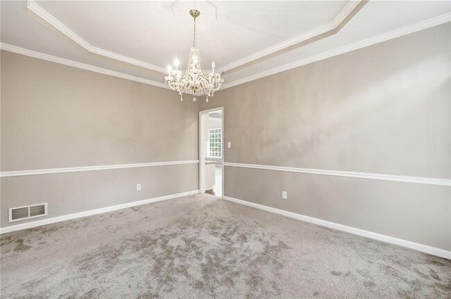 Building Photo - 310 Stoneleigh Dr SW