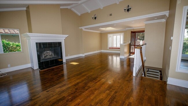 Building Photo - OPEN HOUSE, SAT., AUG. 2nd from 12:30 - 1 pm