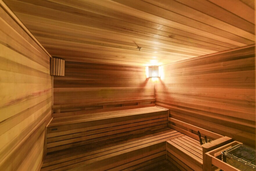 Building Photo - 5350 NW 84th Ave