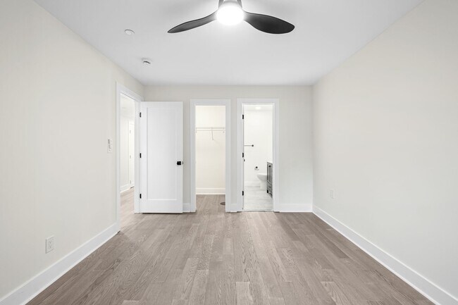 Building Photo - 3552 Warder St NW