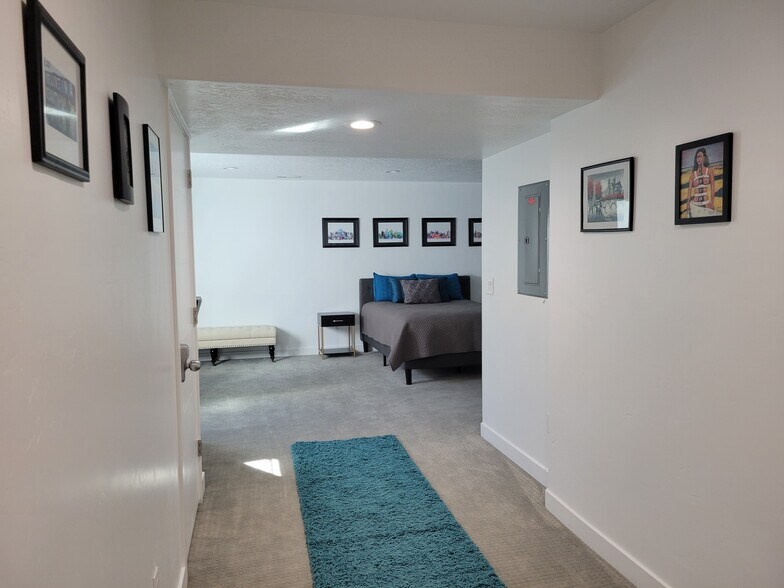 Building Photo - 288 E 510 N