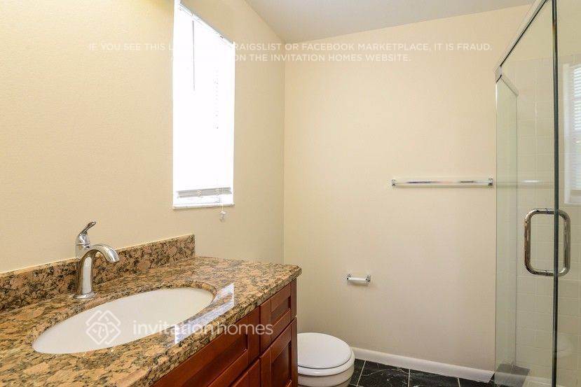 Building Photo - 3701 Kingsford Pl