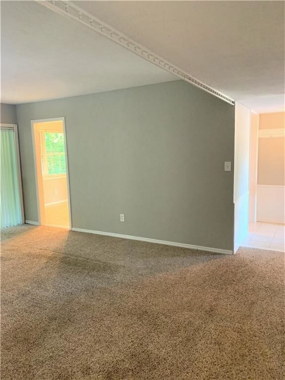 Building Photo - 1713 E Lindsey St