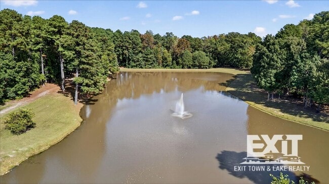 Building Photo - Beautiful Home in Beaver Creek
