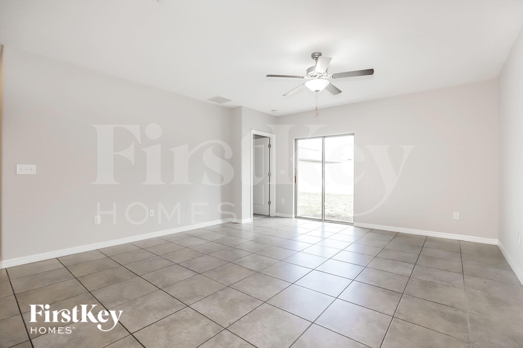 Building Photo - 10228 Cool Waterlily Ave