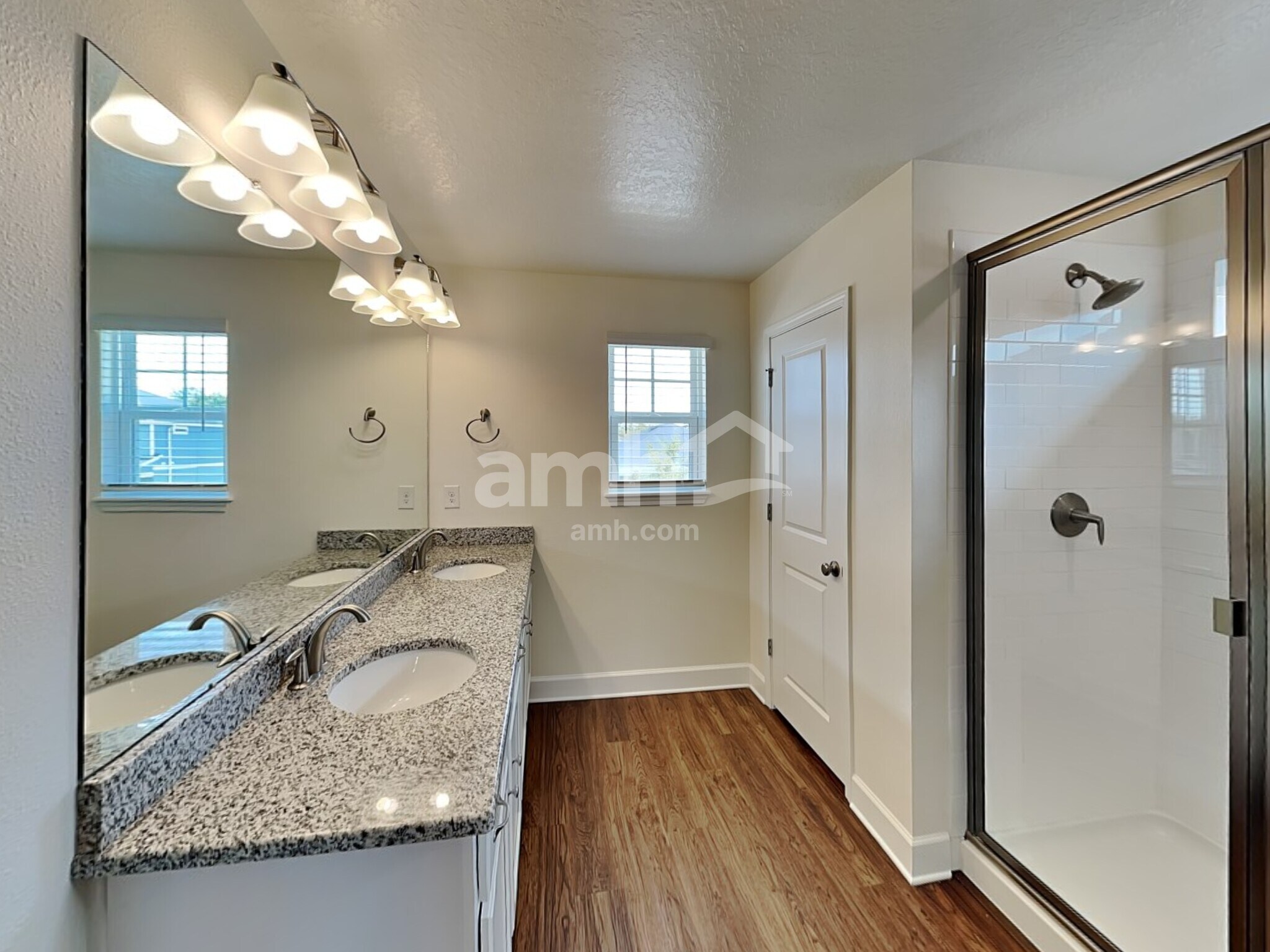 Building Photo - 408 Pine Terrace Dr