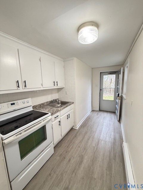 Building Photo - 7279 Edgeworth Rd