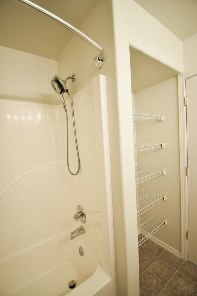 Building Photo - Astounding Condo  End Unit, Garage include...