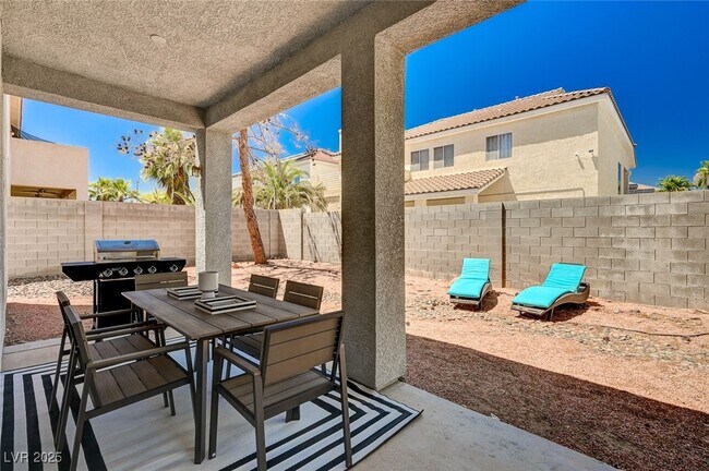 Building Photo - 6574 W Diablo Dr