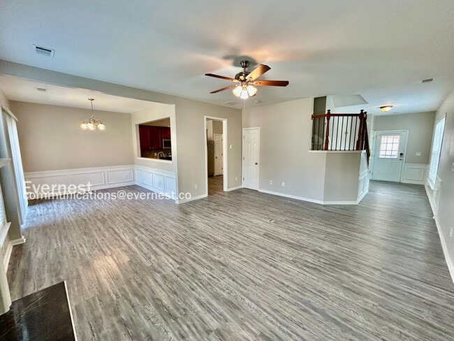 Building Photo - 170 Finchley Dr