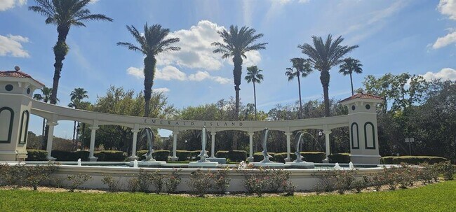 Building Photo - 8500 Palm Harbor Dr