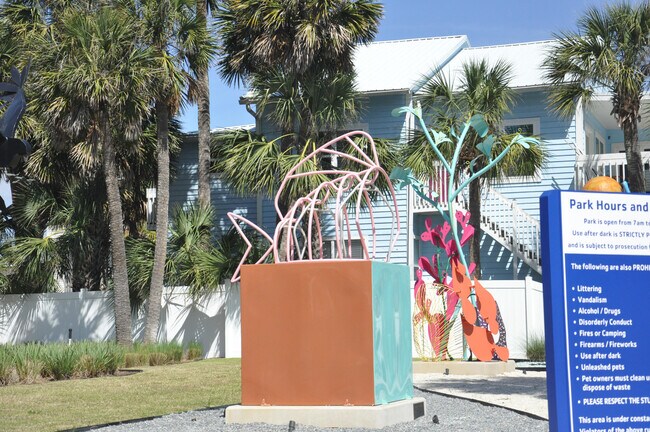 Building Photo - 601 1st St