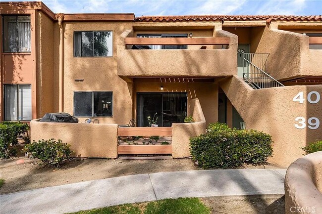 Building Photo - 1480 W Edgehill Rd