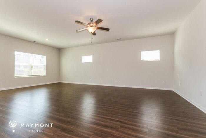 Building Photo - 152 Dorian Lp