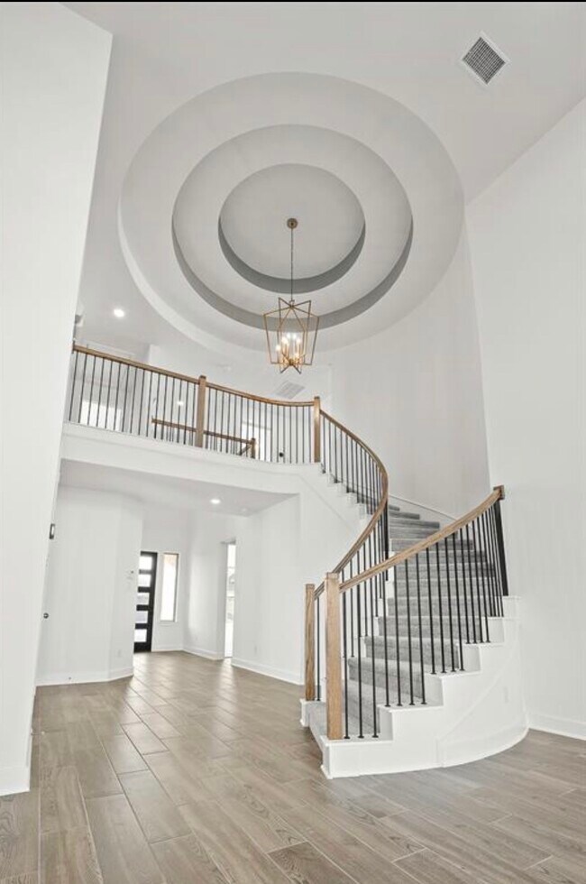 Building Photo - 8706 Gleaming Vlg Wy